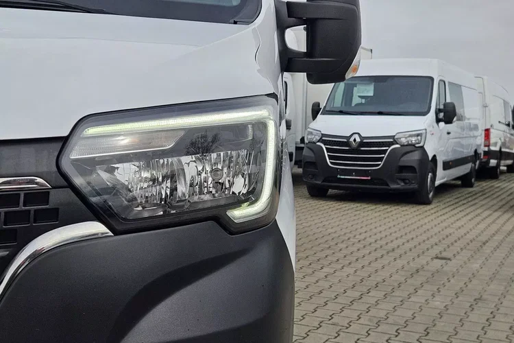 Renault Master L4H2 119999zł Netto Brygadówka 7 osób 2.3 dCi/145KM zdjęcie 15