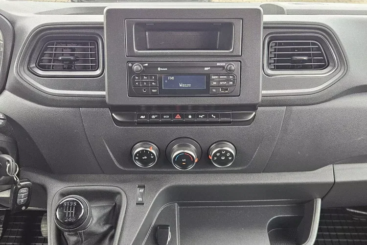 Renault Master L4H2 119999zł Netto Brygadówka 7 osób 2.3 dCi/145KM zdjęcie 25