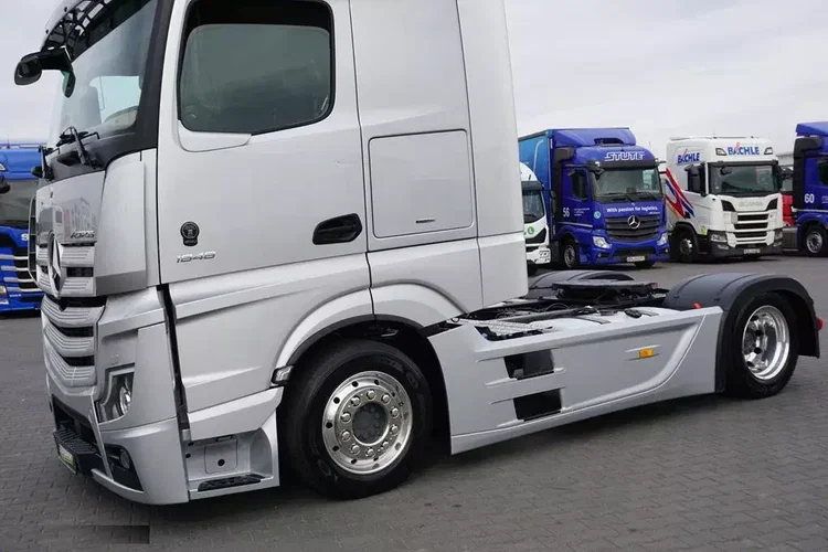 Mercedes ACTROS / 1848 / E 6 / MP 5 / ACC / MEGA / LOW DECK / RETARDER / PEŁNA OPCJA zdjęcie 27