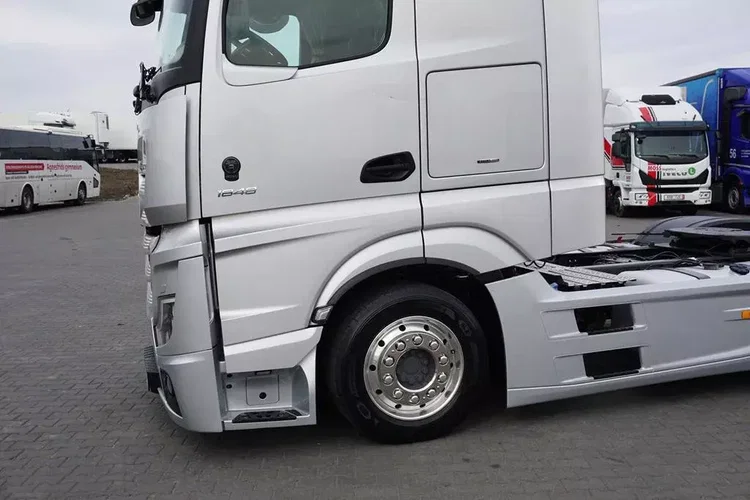 Mercedes ACTROS / 1848 / E 6 / MP 5 / ACC / MEGA / LOW DECK / RETARDER / PEŁNA OPCJA zdjęcie 28