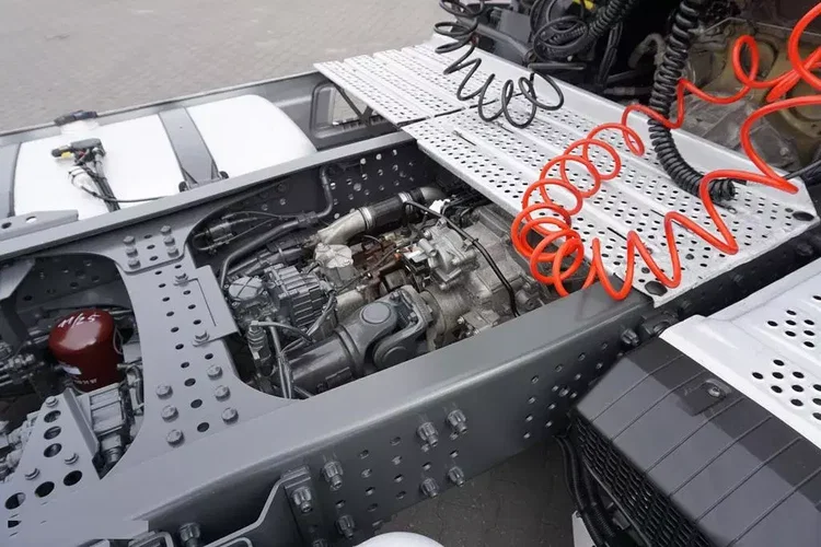 Mercedes ACTROS / 1848 / E 6 / MP 5 / ACC / MEGA / LOW DECK / RETARDER / PEŁNA OPCJA zdjęcie 36