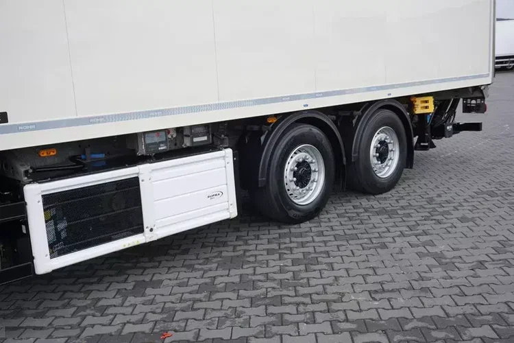 Mercedes / ACTROS / 2540 / ACC / E 6 / ZESTAW PRZEJAZDOWY / CHŁODNIA + WINDA / 38 PALET zdjęcie 19