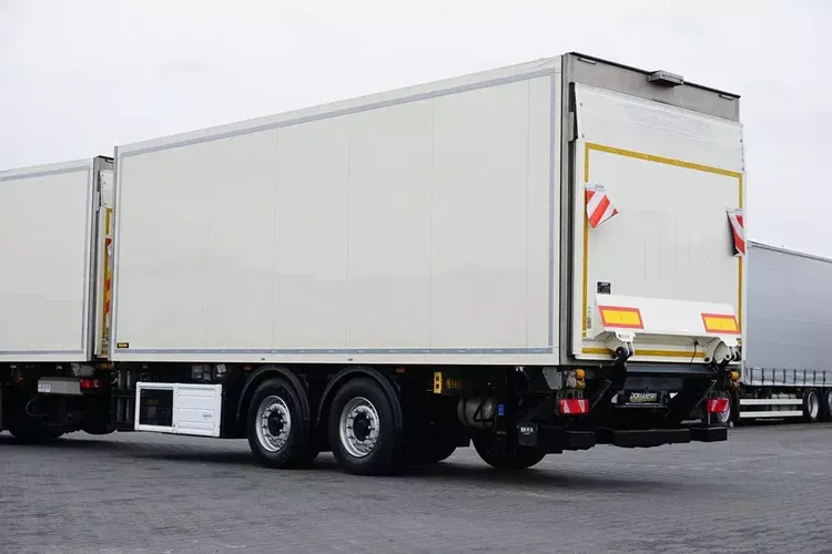 Mercedes / ACTROS / 2540 / ACC / E 6 / ZESTAW PRZEJAZDOWY / CHŁODNIA + WINDA / 38 PALET zdjęcie 22