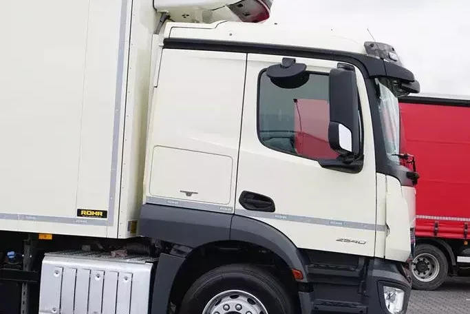 Mercedes / ACTROS / 2540 / ACC / E 6 / ZESTAW PRZEJAZDOWY / CHŁODNIA + WINDA / 38 PALET zdjęcie 31