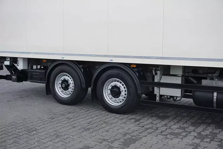 Mercedes / ACTROS / 2540 / ACC / E 6 / ZESTAW PRZEJAZDOWY / CHŁODNIA + WINDA / 38 PALET zdjęcie 37