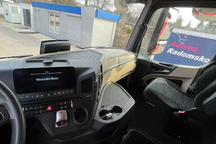 Mercedes ACTROS prokontraktowy zdjęcie 35
