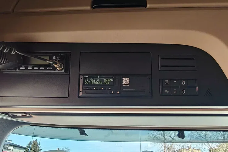 Mercedes ACTROS prokontraktowy zdjęcie 24