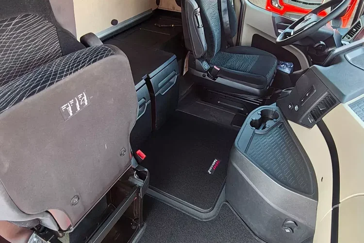 Mercedes ACTROS prokontraktowy zdjęcie 29