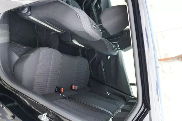 Peugeot 2008 zdjęcie 20