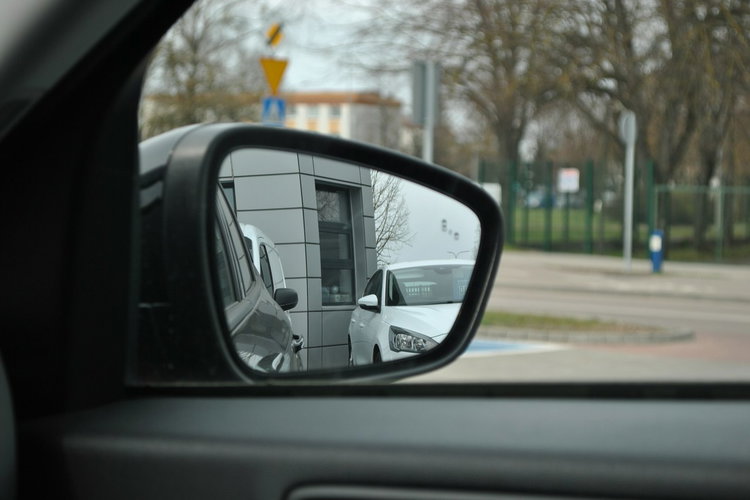 Kuga TitaniuX 2, 5Hybrid FHEV e-CVT FWD Gwarancja ASO Forda zdjęcie 37