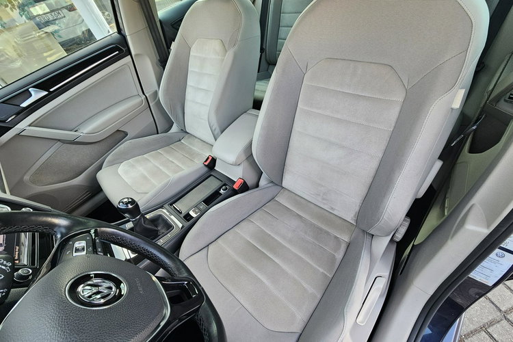Volkswagen Golf Variant Radar, kontrola pasa, grzane fotele, kamera, alkantara, serwis, hak zdjęcie 12