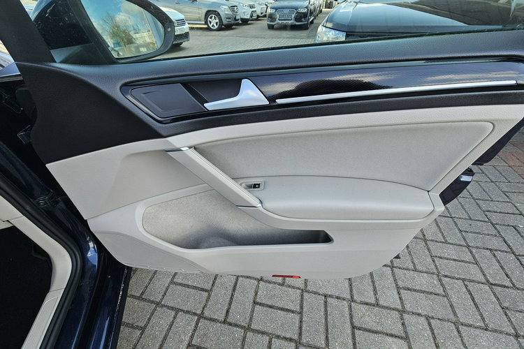 Volkswagen Golf Variant Radar, kontrola pasa, grzane fotele, kamera, alkantara, serwis, hak zdjęcie 24