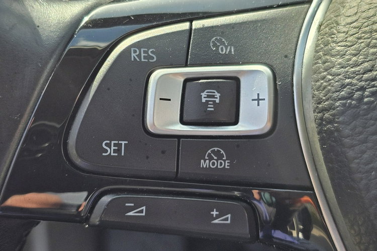 Volkswagen Golf Variant Radar, kontrola pasa, grzane fotele, kamera, alkantara, serwis, hak zdjęcie 32