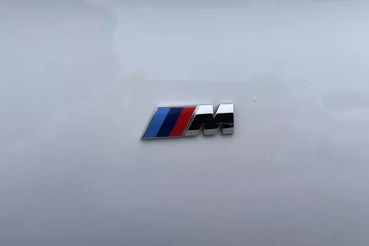 BMW Seria 5 zdjęcie 18