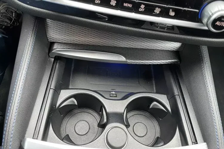 BMW Seria 5 zdjęcie 19