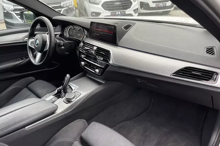 BMW Seria 5 zdjęcie 6