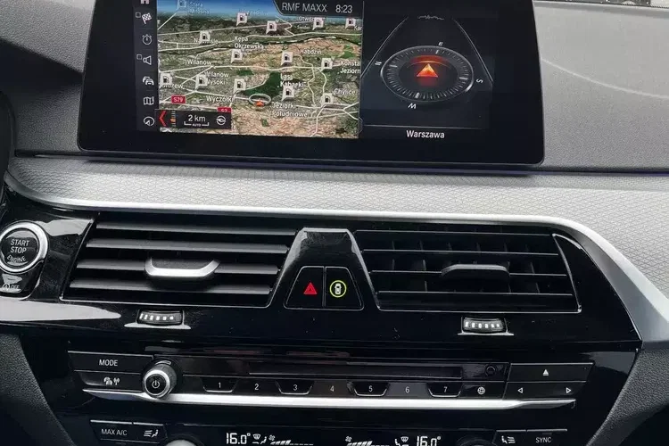 BMW Seria 5 zdjęcie 9