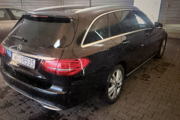 Mercedes C 200 Salon Polska Poleasingowy I właściciel Serwis ASO VAT 23% Bezwypadkowy zdjęcie 9