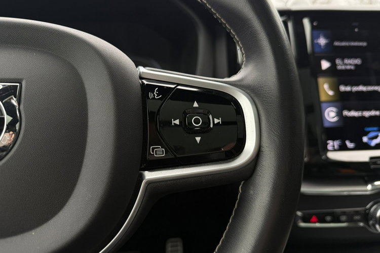 Volvo XC 60 Salon Polska Poleasingowy I właściciel Serwis ASO Bezwypadkowy zdjęcie 11