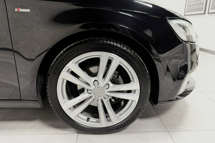 Audi A3 1.5 TSI ACT 35TFSi S-Line Sportpaket Plus Led ALU 18 MMI Z NIEMIEC zdjęcie 10