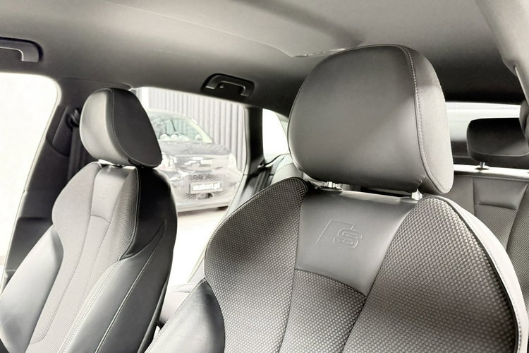 Audi A3 1.5 TSI ACT 35TFSi S-Line Sportpaket Plus Led ALU 18 MMI Z NIEMIEC zdjęcie 22