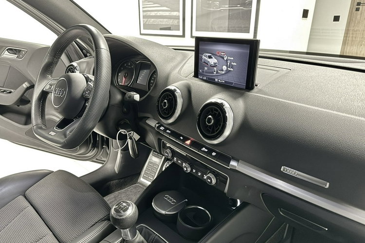 Audi A3 1.5 TSI ACT 35TFSi S-Line Sportpaket Plus Led ALU 18 MMI Z NIEMIEC zdjęcie 41