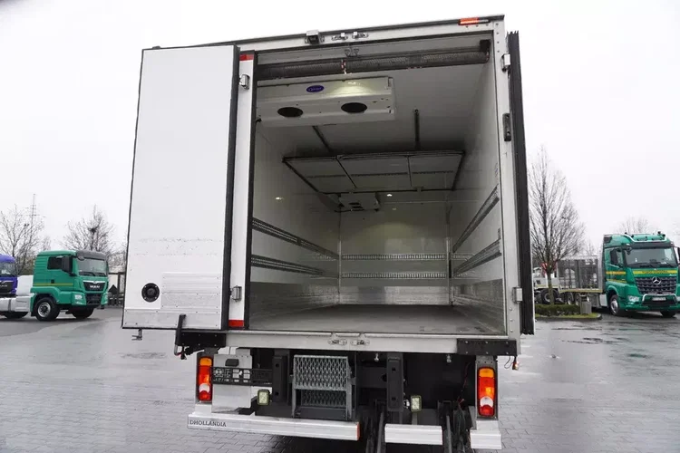 Renault D210 12T / Chłodnia Bitemperatura / 10 sztuk zdjęcie 11