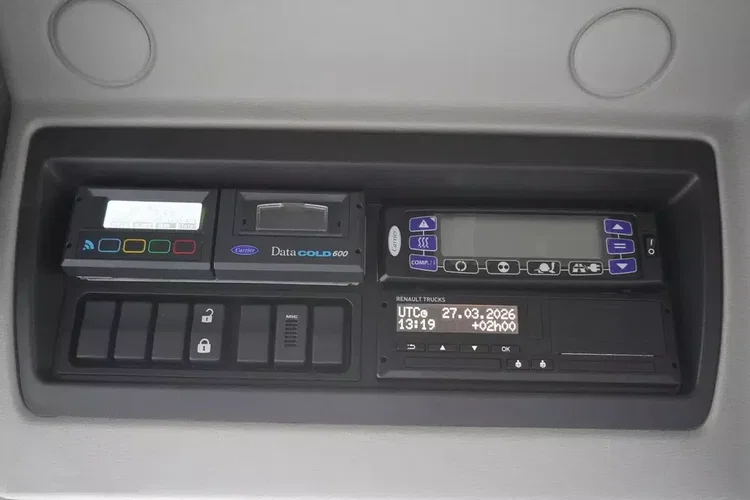 Renault D210 12T / Chłodnia Bitemperatura / 10 sztuk zdjęcie 21