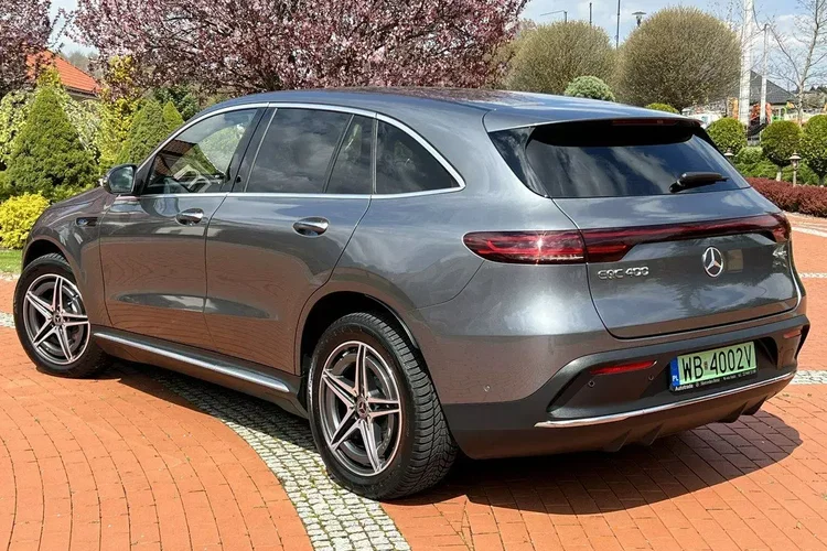 Mercedes eqc zdjęcie 9