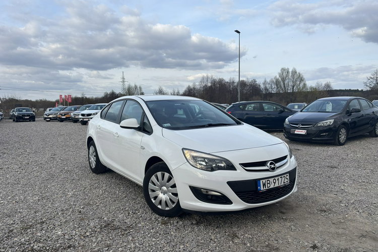 Opel Astra I właściciel, salon Polska, bezwypadkowa, gwarancja 12 miesięcy zdjęcie 3