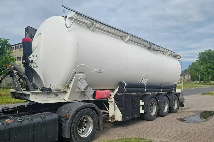 Spitzer SK27 zdjęcie 1