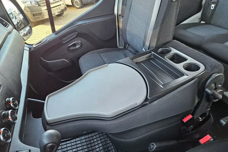 Opel movano L2H2 95999zł Netto Brygadówka 7 osób 2.3 CDTi/150KM zdjęcie 26