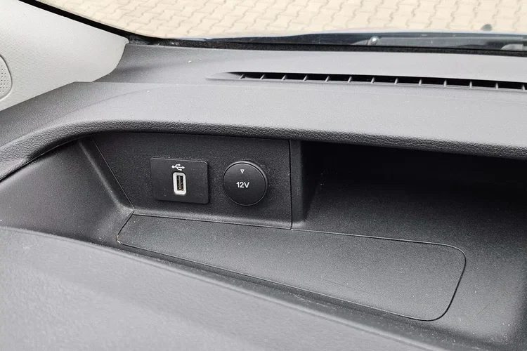 Ford transit-custom L2H1 79999zł NETTO Brygadówka 6 osób 2.0TdCi/131KM zdjęcie 21