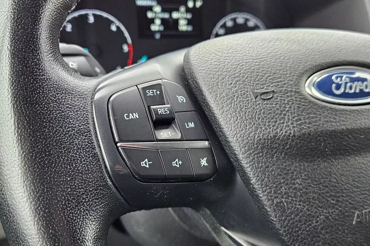 Ford transit-custom L2H1 79999zł NETTO Brygadówka 6 osób 2.0TdCi/131KM zdjęcie 24