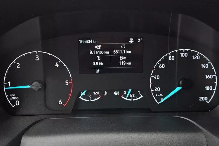 Ford transit-custom L2H1 79999zł NETTO Brygadówka 6 osób 2.0TdCi/131KM zdjęcie 27