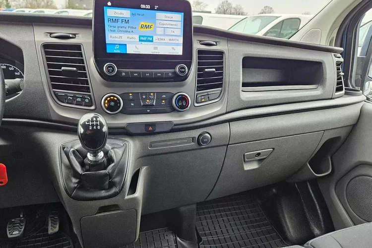 Ford transit-custom L2H1 79999zł NETTO Brygadówka 6 osób 2.0TdCi/131KM zdjęcie 28