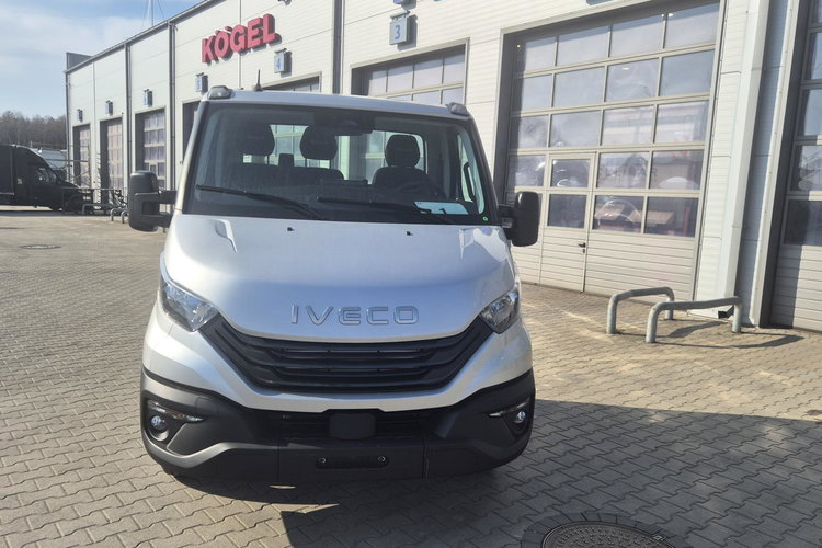 Iveco Daily 50C18HZ zdjęcie 3