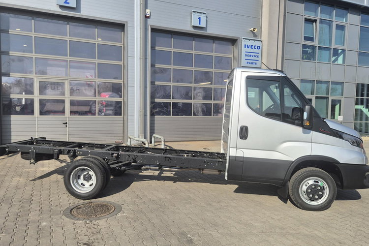 Iveco Daily 50C18HZ zdjęcie 5