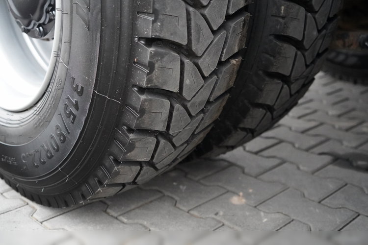 MAN TGS 41.460 / 8X8 / WYWROTKA TYLNOZSYPOWA / KH KIPPER / UAL / NAVI /  EURO 6 zdjęcie 28