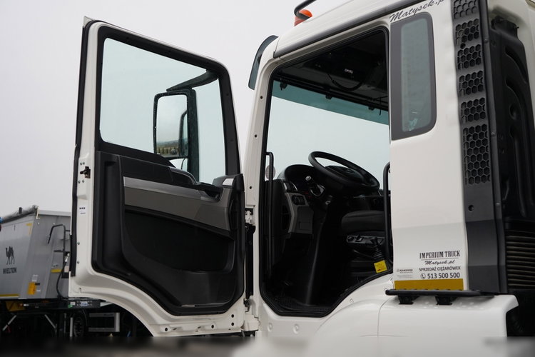 MAN TGS 41.460 / 8X8 / WYWROTKA TYLNOZSYPOWA / KH KIPPER / UAL / NAVI /  EURO 6 zdjęcie 31