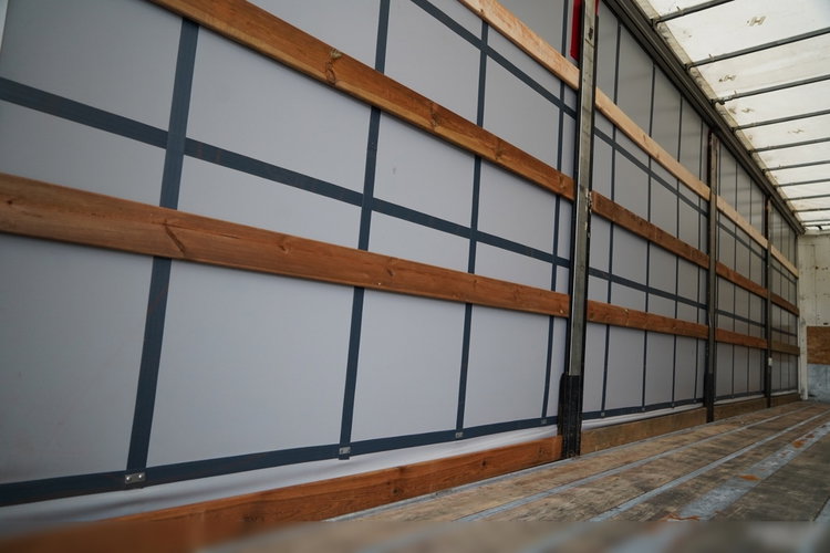 Fruehauf / FIRANKA CITYLINER / OŚ SKRĘTNA / 11 M DŁUGOŚĆ / ZAWIESIE NA WÓZEK / MOCNA PODŁOGA zdjęcie 16