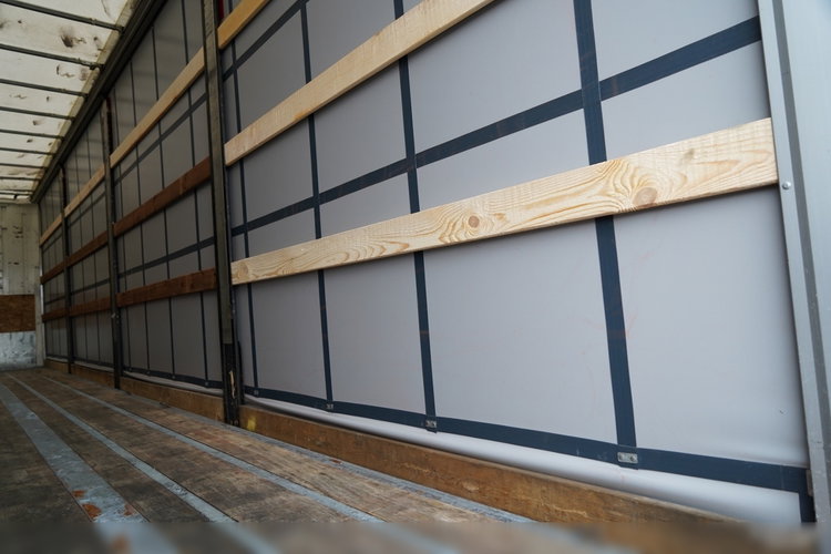 Fruehauf / FIRANKA CITYLINER / OŚ SKRĘTNA / 11 M DŁUGOŚĆ / ZAWIESIE NA WÓZEK / MOCNA PODŁOGA zdjęcie 17