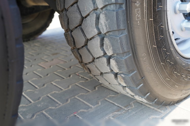 Schwarzmuller WYWROTKA / 25 m3 / STALOWA RYNNA / STANDARD / OŚ PODNOSZONA / SAF zdjęcie 15