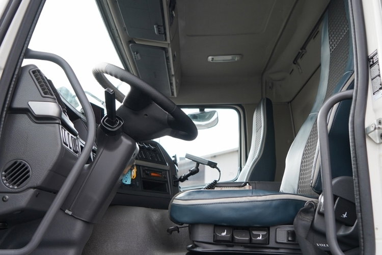 Volvo FMX 410 / 8x4 / GRUSZKA / BETONOMIESZARKA / LIEBHERR / 9 M3 / I-SHIFT/ ALUFELGI / zdjęcie 29