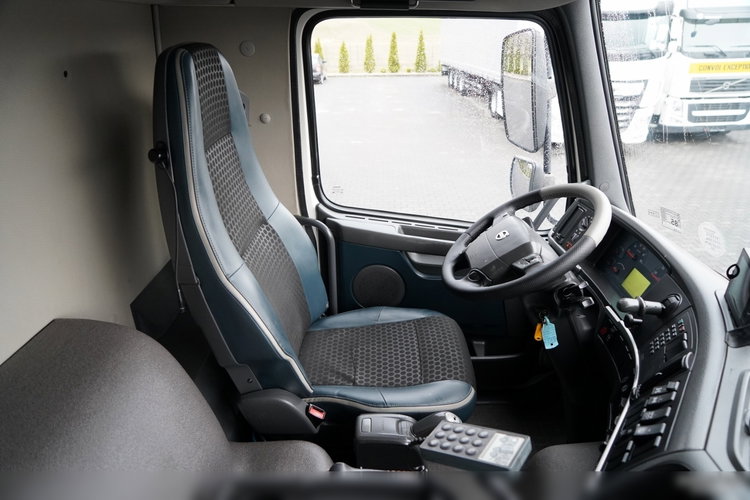 Volvo FMX 410 / 8x4 / GRUSZKA / BETONOMIESZARKA / LIEBHERR / 9 M3 / I-SHIFT/ ALUFELGI / zdjęcie 32