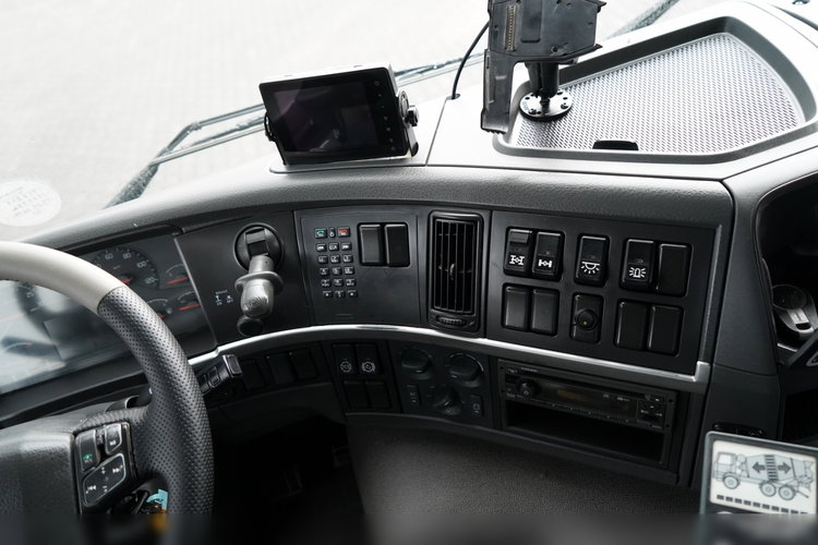 Volvo FMX 410 / 8x4 / GRUSZKA / BETONOMIESZARKA / LIEBHERR / 9 M3 / I-SHIFT/ ALUFELGI / zdjęcie 34