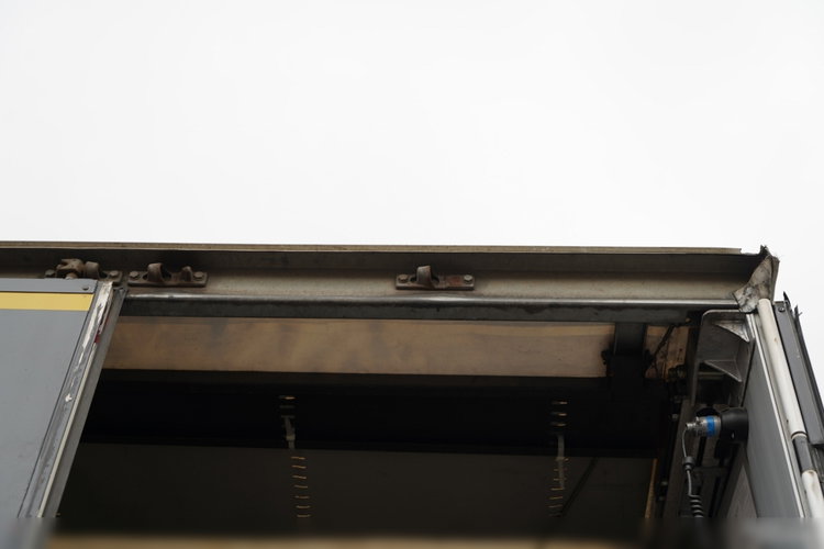 Fruehauf / FIRANKA / STANDARD / WINDA  DHOLLANDIA 2 000 kg / MOCNA PODŁOGA SZYNA DESKA / KOSZ NA PALETY zdjęcie 15