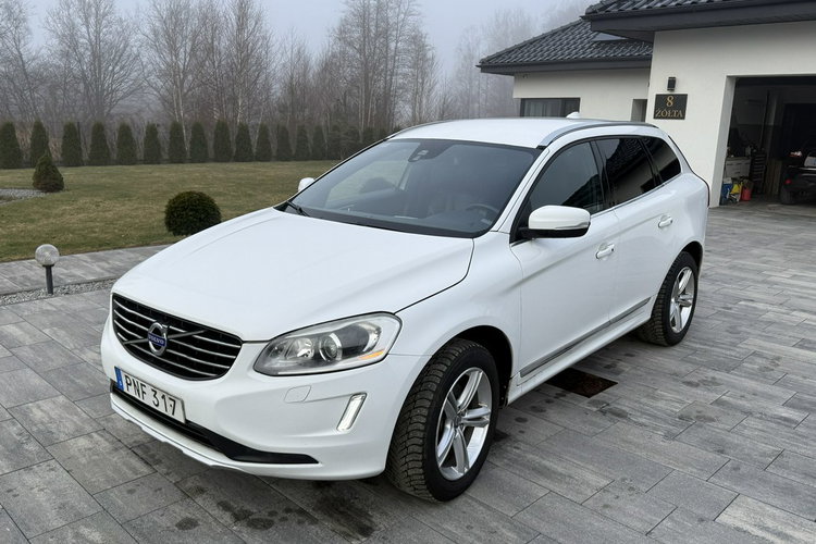 Volvo XC 60 2.0d4 automat 4x4 AWD summum skóry ledy Webasto full serwis 1.r.gwaran zdjęcie 2