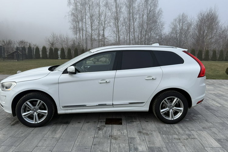 Volvo XC 60 2.0d4 automat 4x4 AWD summum skóry ledy Webasto full serwis 1.r.gwaran zdjęcie 6