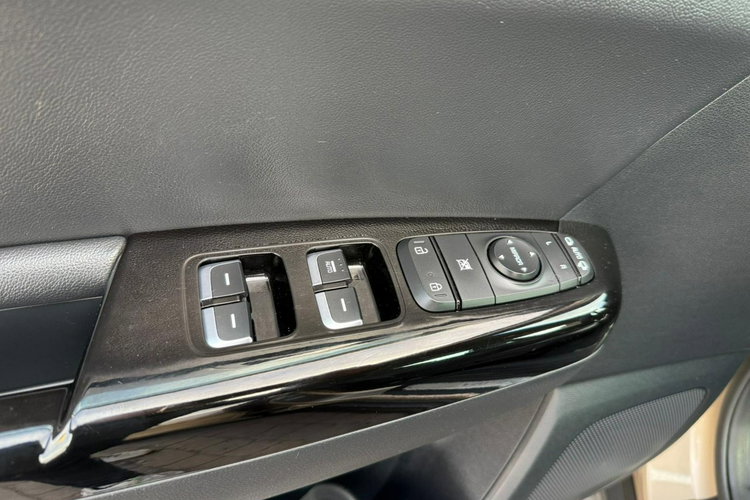 Kia Sportage zdjęcie 21